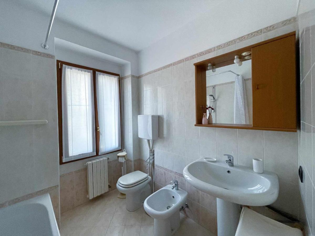 La Gioiosa Apartment With Garden Terrace Civenna Kültér fotó